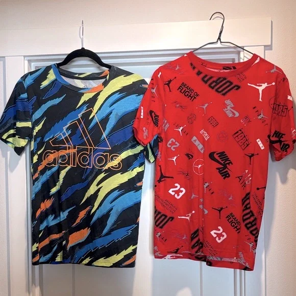 Lot of 2x [Jordan] & [adidas] Short-Sleeved Graphic T-Shirts Youth Sz Large/XL - Picture 4 of 14